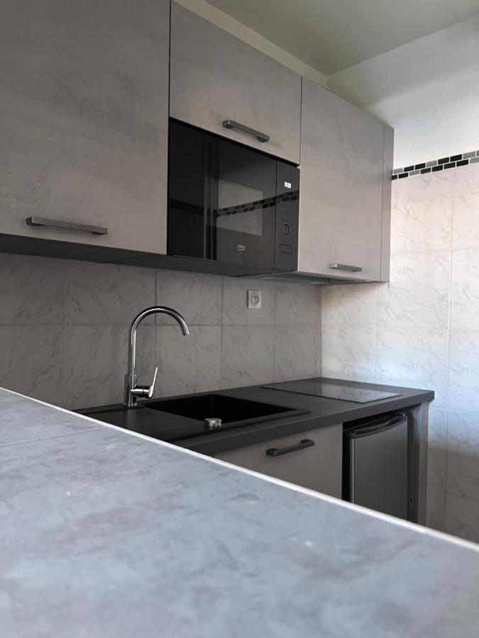 Hostellerie Saint Clement Vic-sur-Cère المظهر الخارجي الصورة