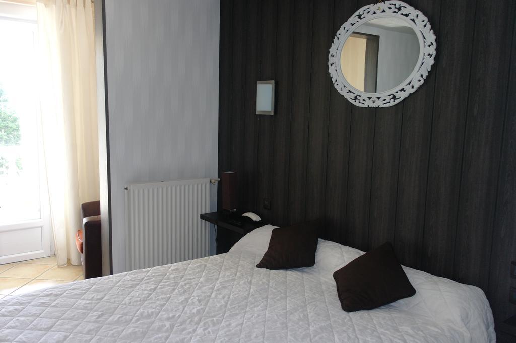 Hostellerie Saint Clement Vic-sur-Cère المظهر الخارجي الصورة